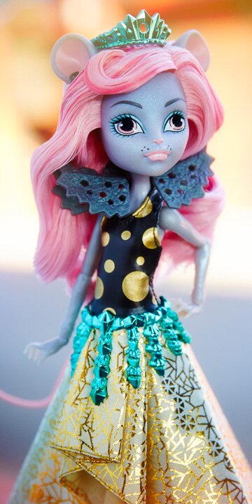 Кукла Monster High Mouscedes King